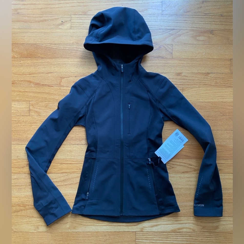 Lululemon Cross Chill Jacket Black size 0